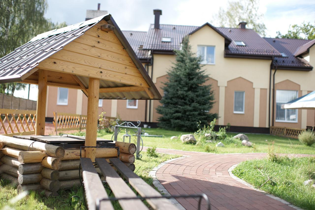 Gostinnyi Dvor Polotsk Buitenkant foto